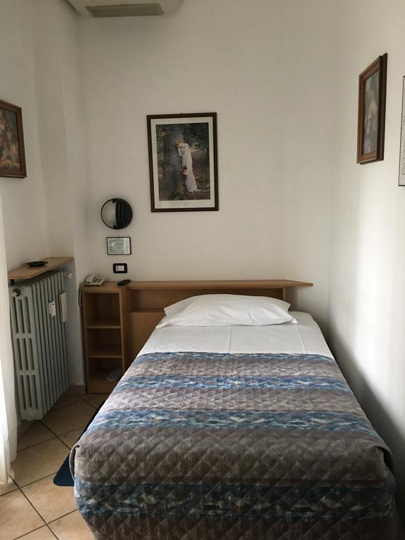 Hotel Dora تورينو المظهر الخارجي الصورة
